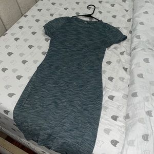Lululemon green dress